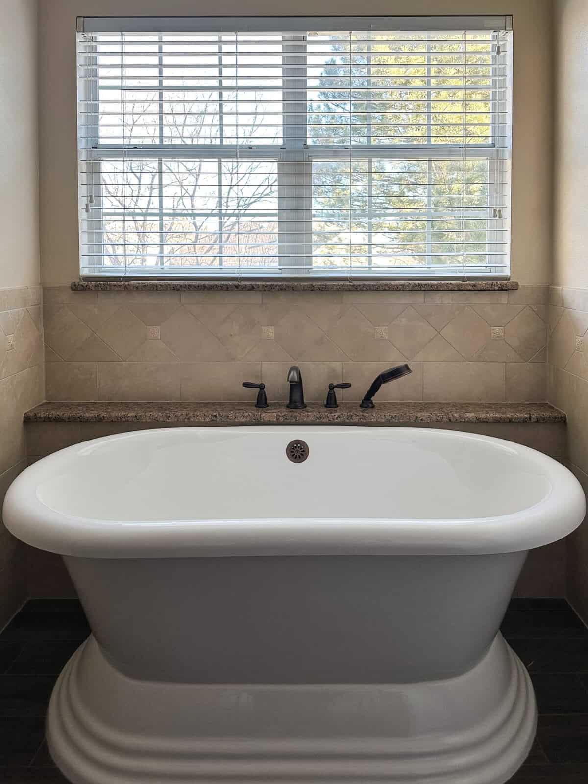 existing primary bathroom tub