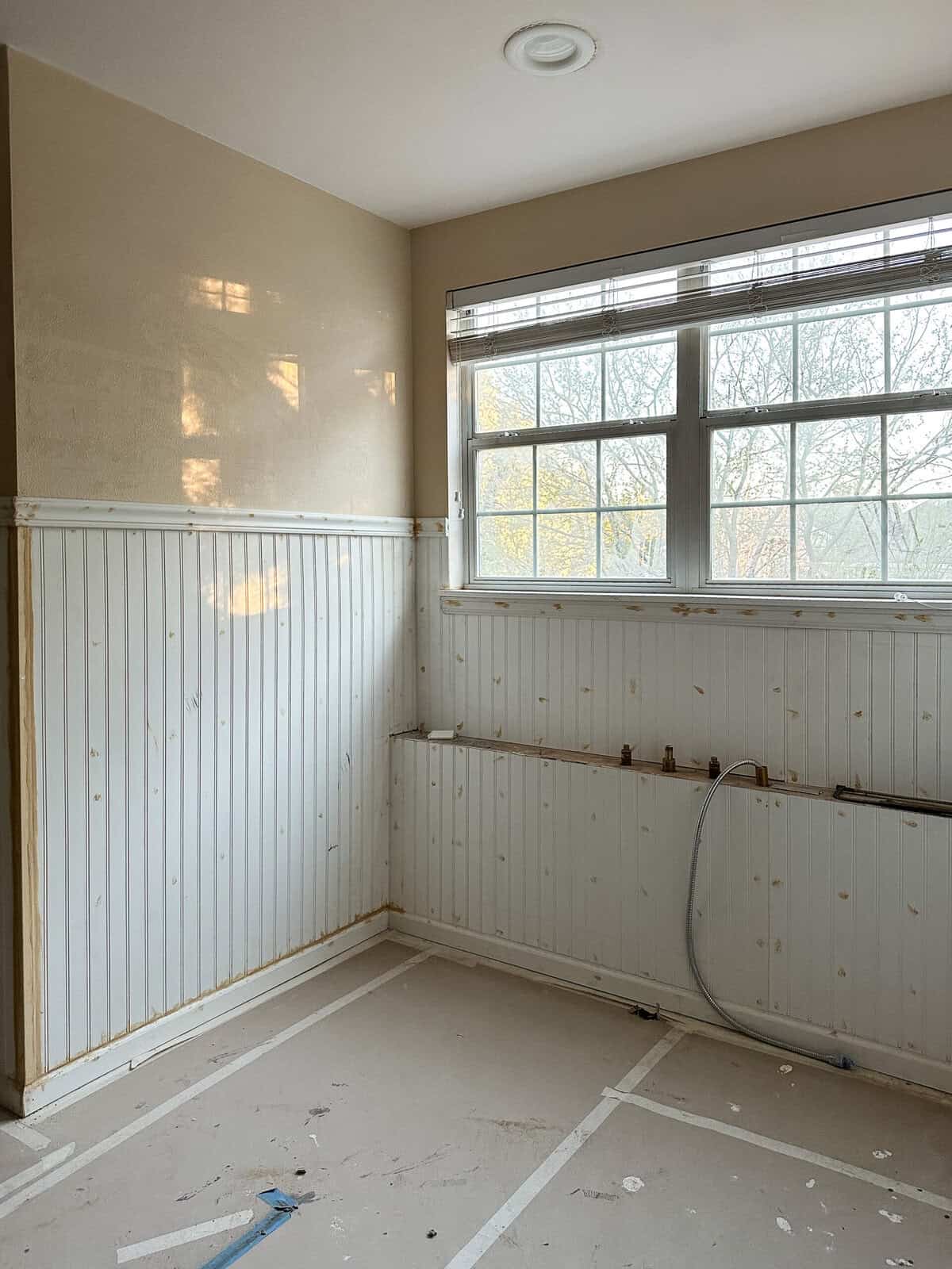 installing wainscoting in the bathroom