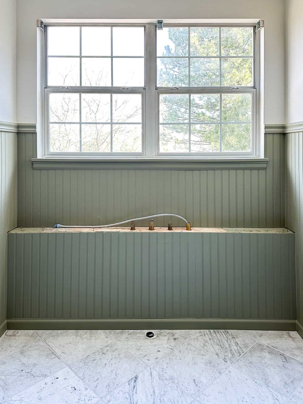 bathroom beadboard wainscoting