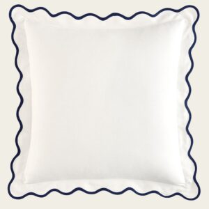 outdoor summer pillow with scalloped edges