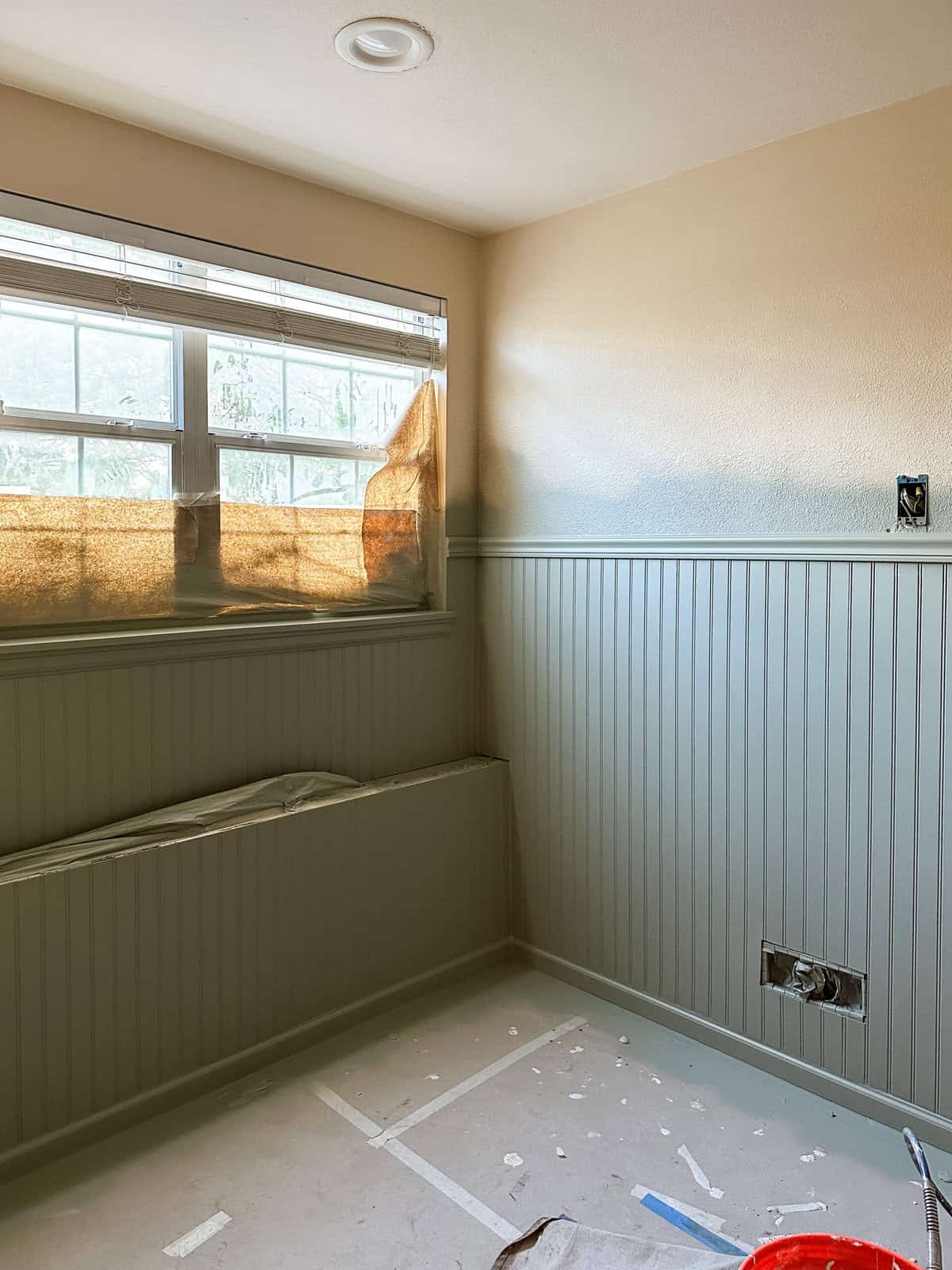 painting the bathroom beadboard wainscoting