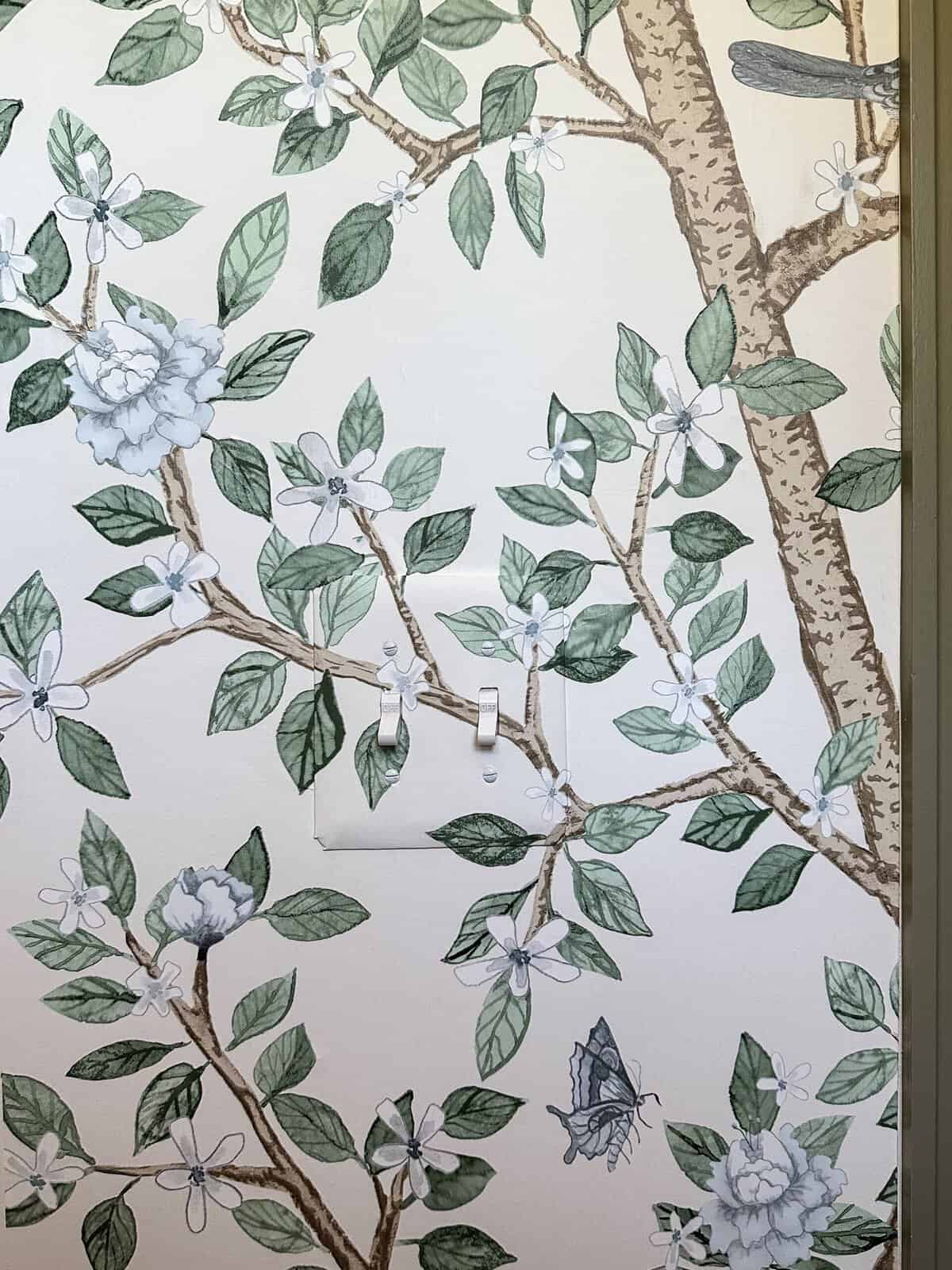 chinoiserie wallpaper mural details