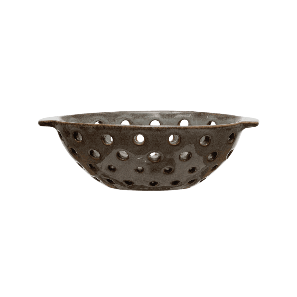 decluttering your kitchen colander