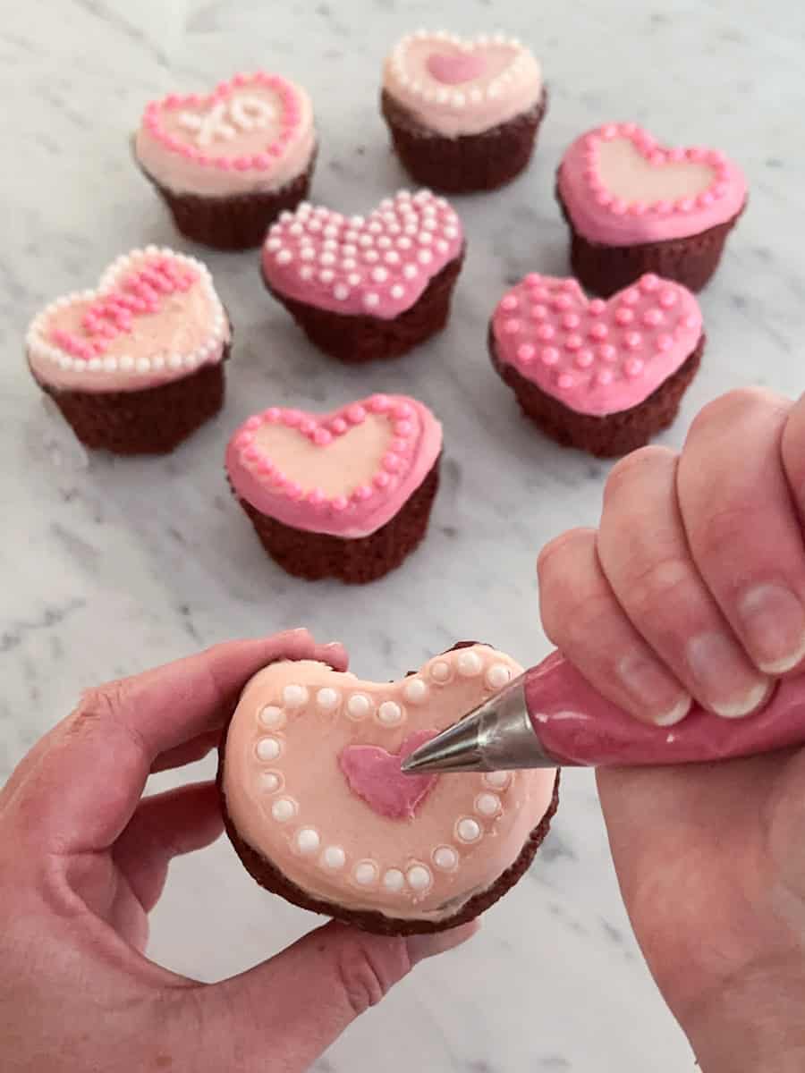 heart cupcakes